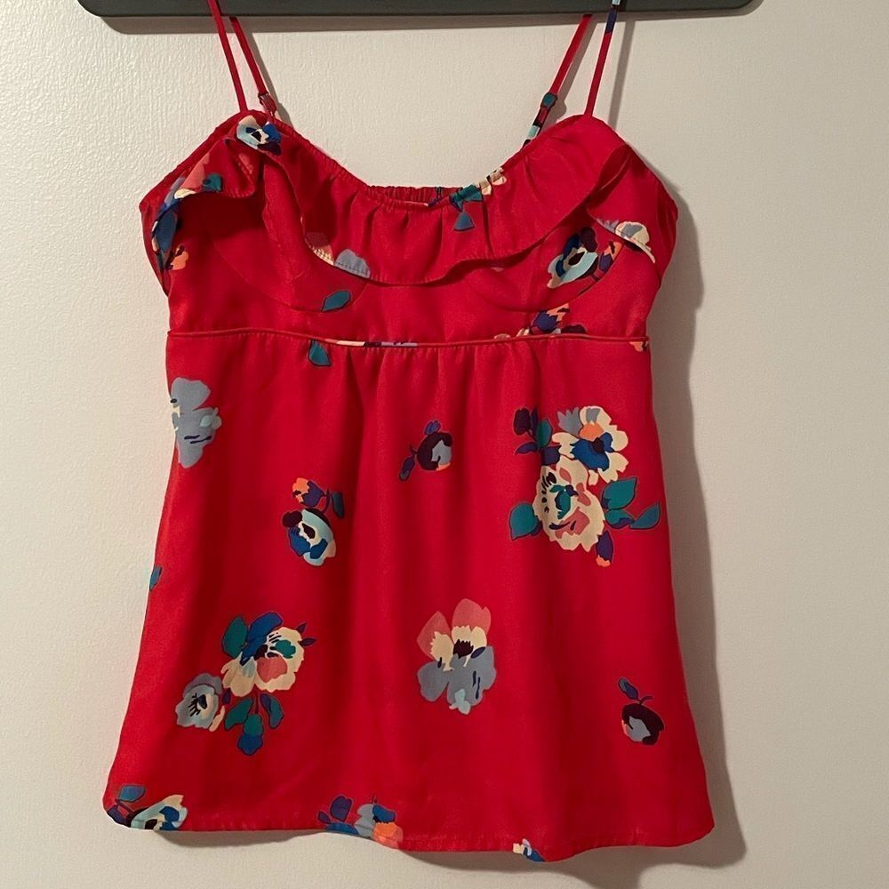 American eagle pink floral spaghetti strap blouse with ruffle neck size XS